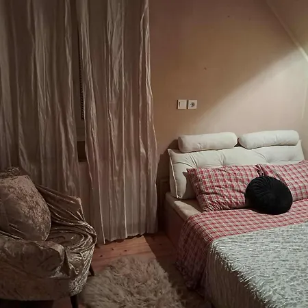 Thea 100m2 For 5 Guests In Rose Apartment Ljubljana