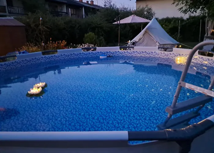 Thea 100m2 For 5 Guests In Rose Apartamento Liubliana