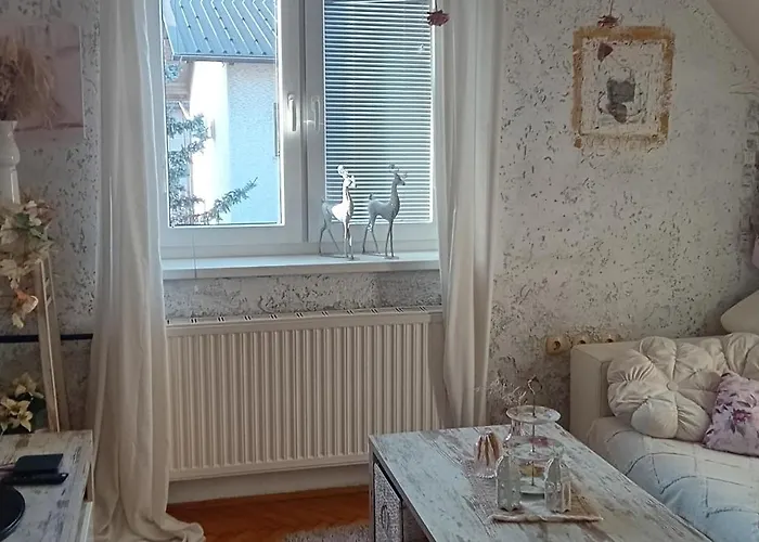 Thea 100m2 For 5 Guests In Rose *