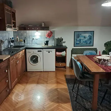 Apartman Thea 100m2 For 5 Guests In Rose *