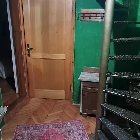 Thea 100m2 For 5 Guests In Rose Ljubljana